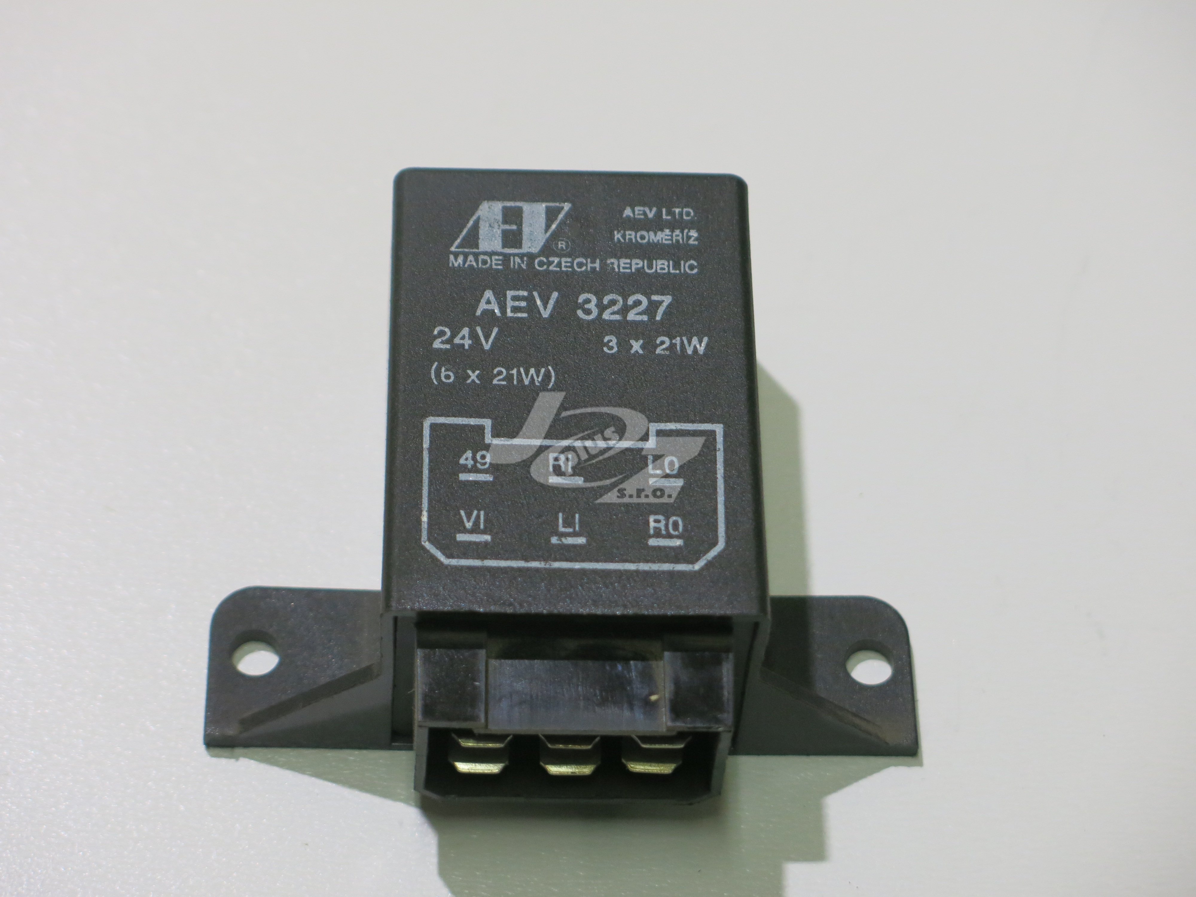 Přerušovač blinkrů AEV3227 (3207)  24V